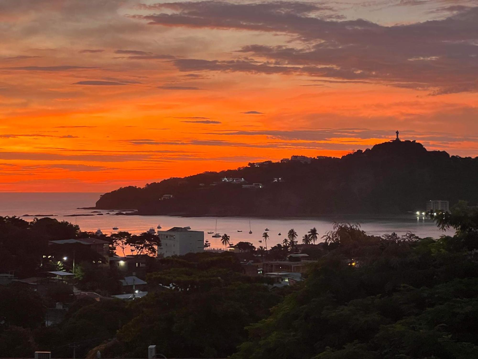 Hotel Buena Onda Backpackers à San Juan del Sur Extérieur photo