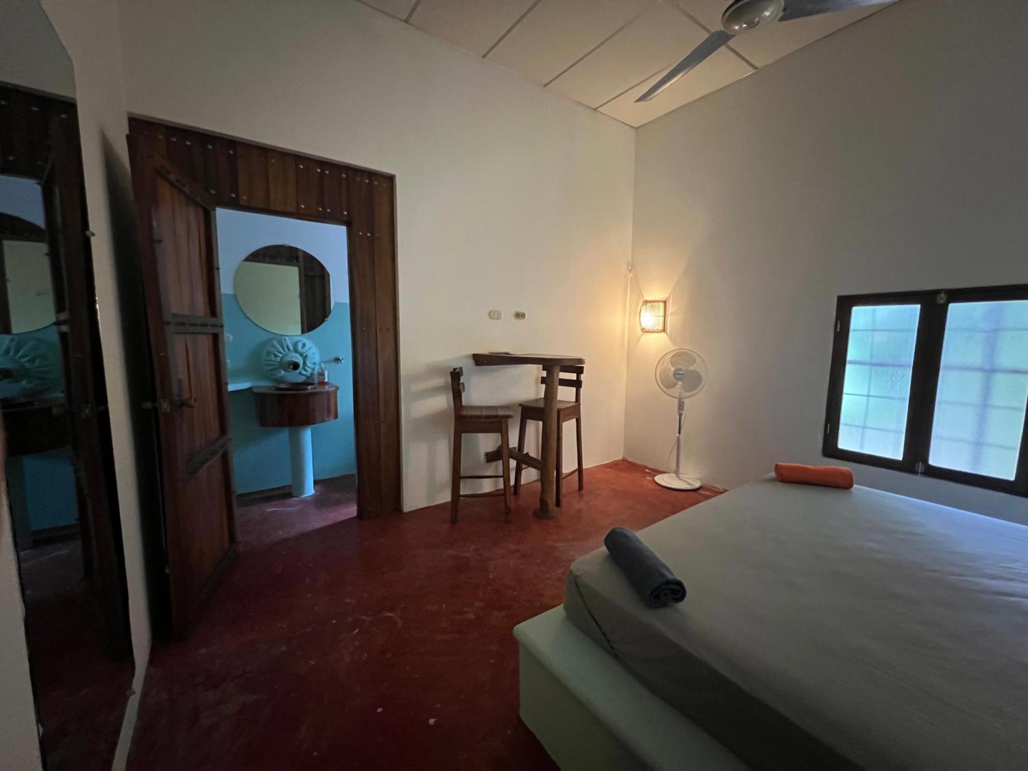 Hotel Buena Onda Backpackers à San Juan del Sur Extérieur photo